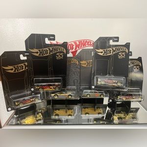Hot Wheels lot 6 2019 51st Anniversary (2) and NEW 2023 55th ANNIVERSARY (4)